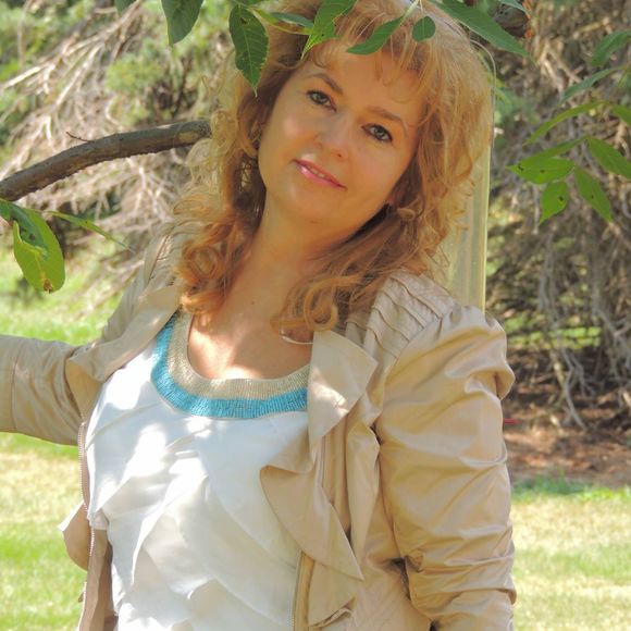 Meet your Posher, Andzela - Picture 1 of 1